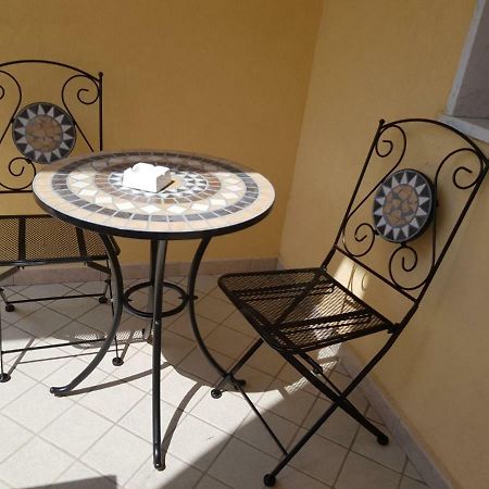 Relax Due Passi Dal Mare Apartamento Spadafora Exterior foto
